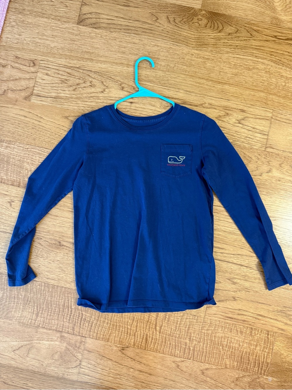 Vineyard Vines Boys Long-Sleeve Tee in Navy, Winter Holiday Version